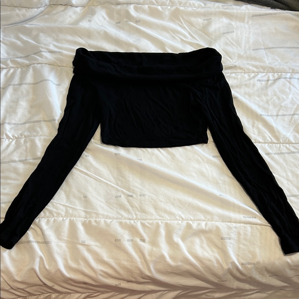 Garage Off-Shoulder Long sleeve